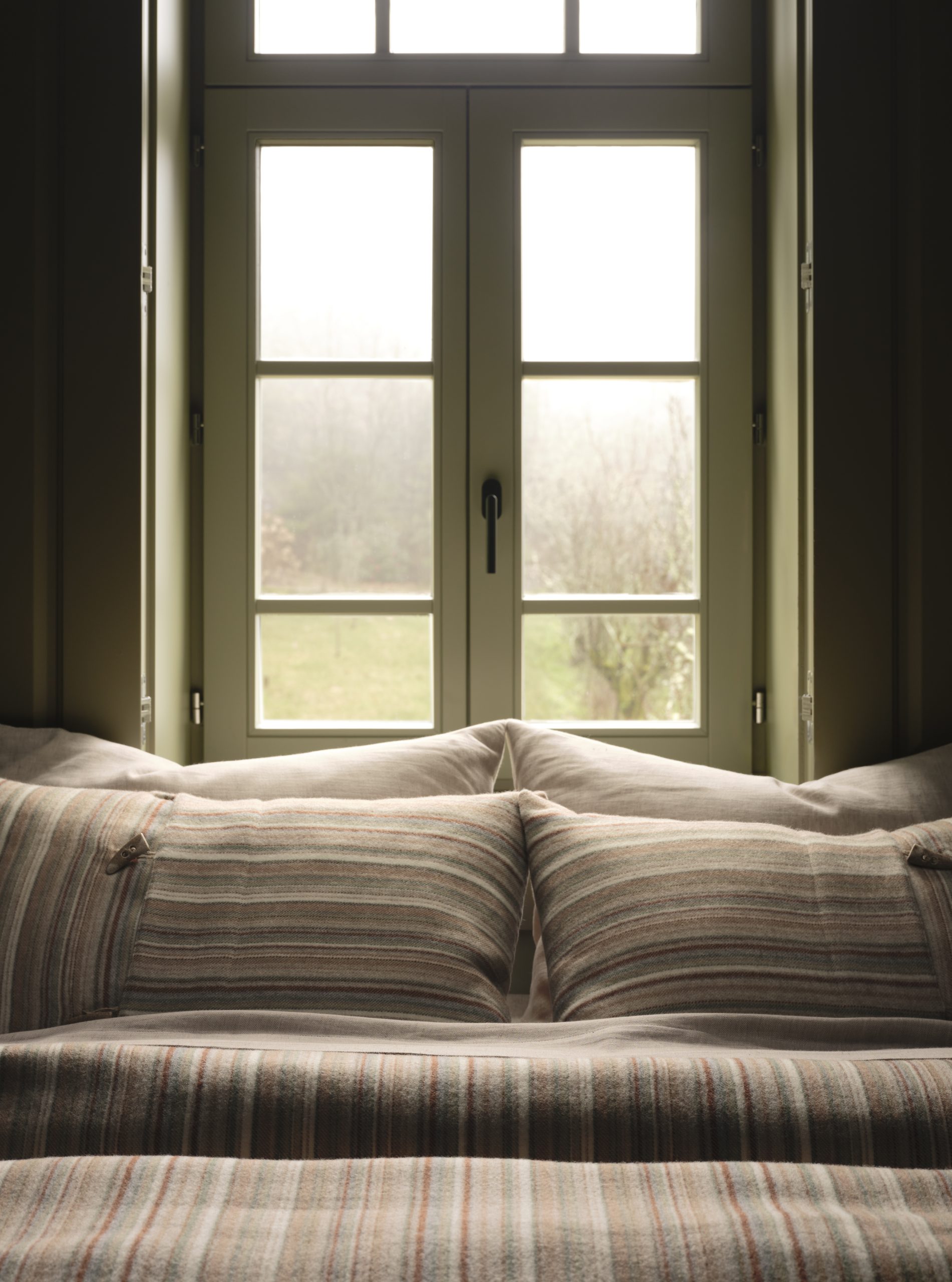 Cama_209424_Intrigue_Multi_0160-Edit-2